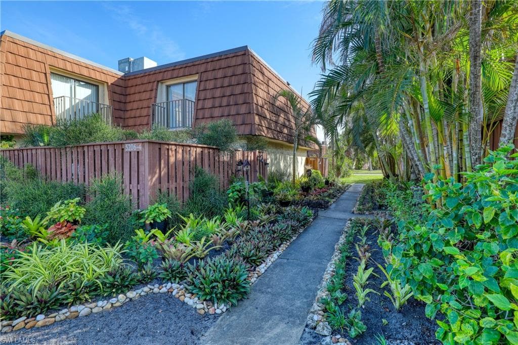 5206 Cedarbend DR 3 FORT MYERS, FL 33919