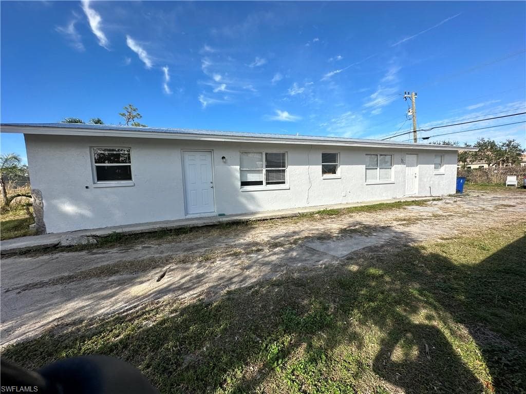 1729-1731 Maple DR FORT MYERS, FL 33907