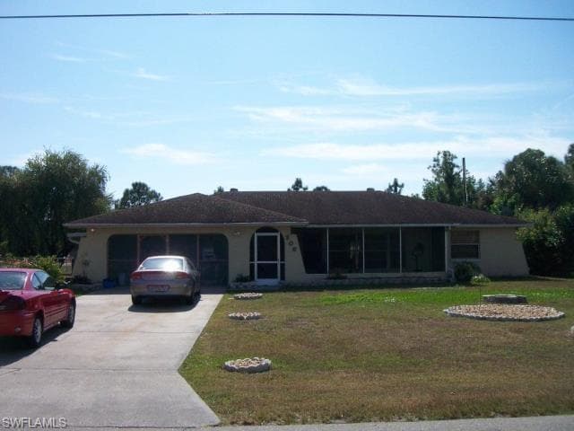 206 E 6th ST LEHIGH ACRES, FL 33972