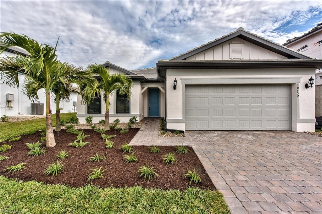 10452 Ventana LN NAPLES, FL 34120