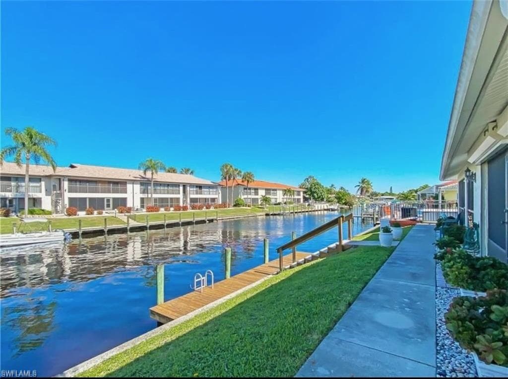 1011 SE 40th ST 1 CAPE CORAL, FL 33904
