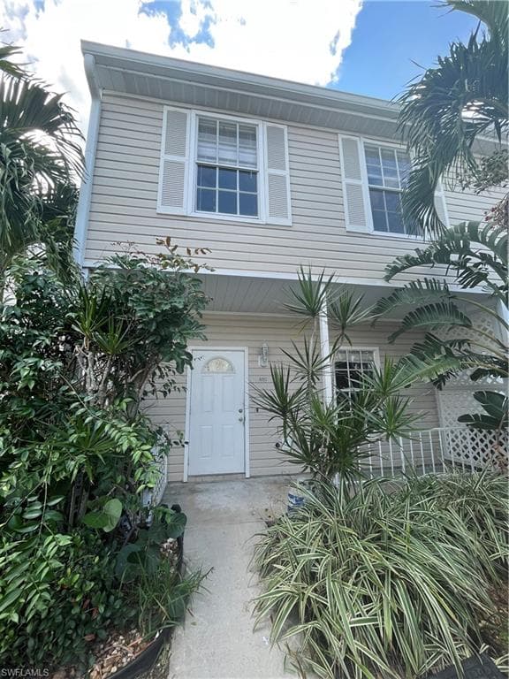 6093 Lake Front DR FORT MYERS, FL 33908