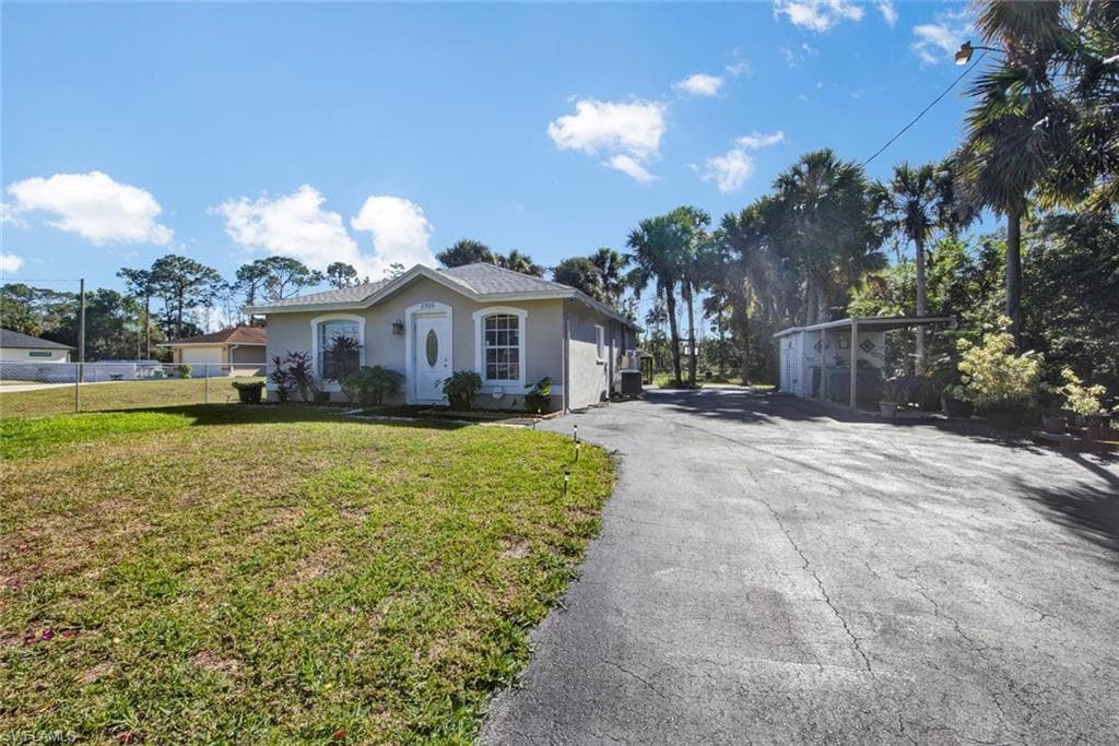 2580 22ND AVE NE NAPLES, FL 34120