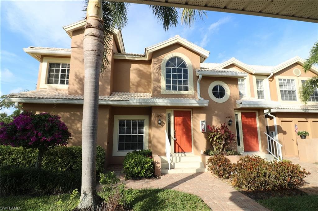 28080 Cavendish CT 2007 BONITA SPRINGS, FL 34135