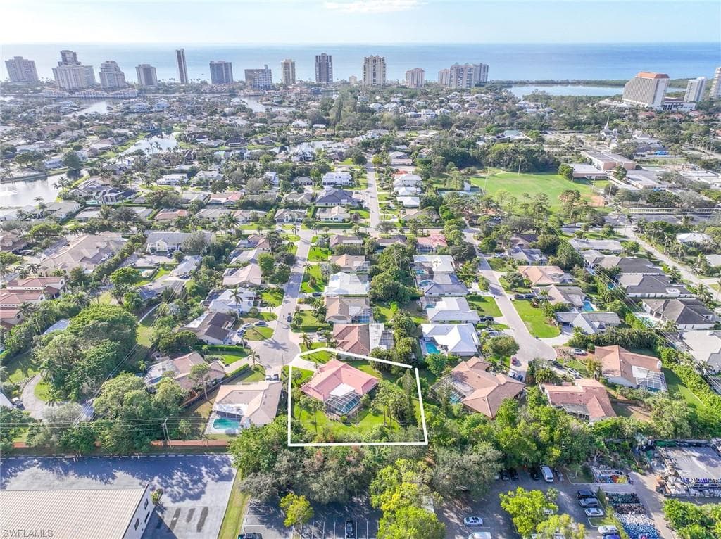 775 Southern Pines DR NAPLES, FL 34103