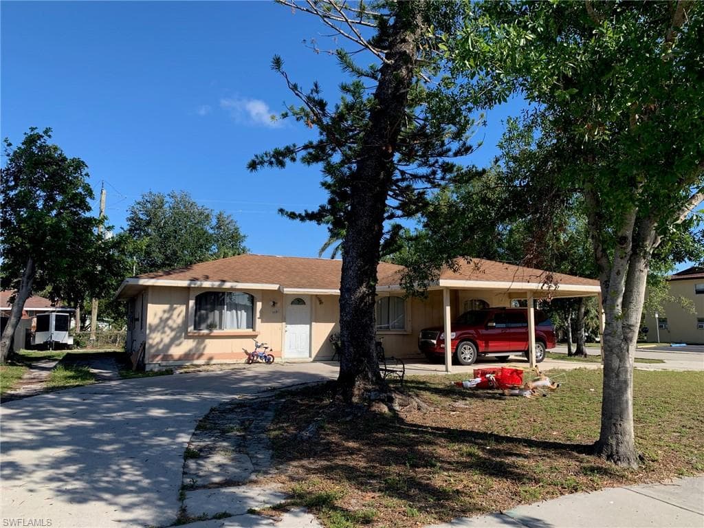1891 Winkler AVE FORT MYERS, FL 33901