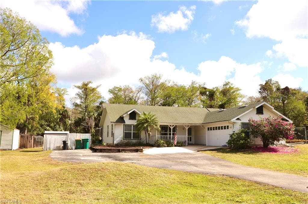 280 21st ST SW NAPLES, FL 34117