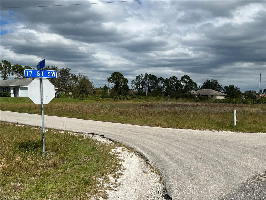 1607 Gene AVE S LEHIGH ACRES, FL 33976