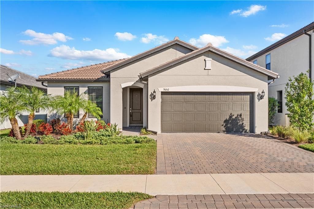 9052 Slade TER FORT MYERS, FL 33967