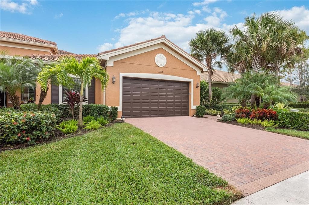 13338 Coronado DR NAPLES, FL 34109