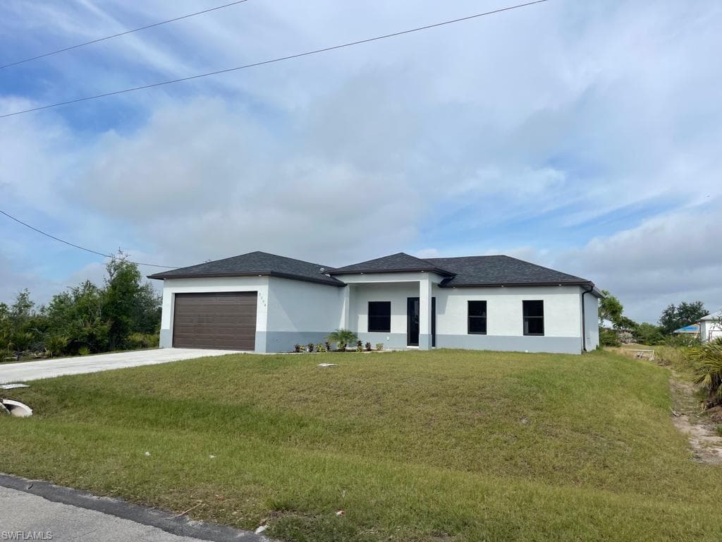 3308 6th ST W LEHIGH ACRES, FL 33971