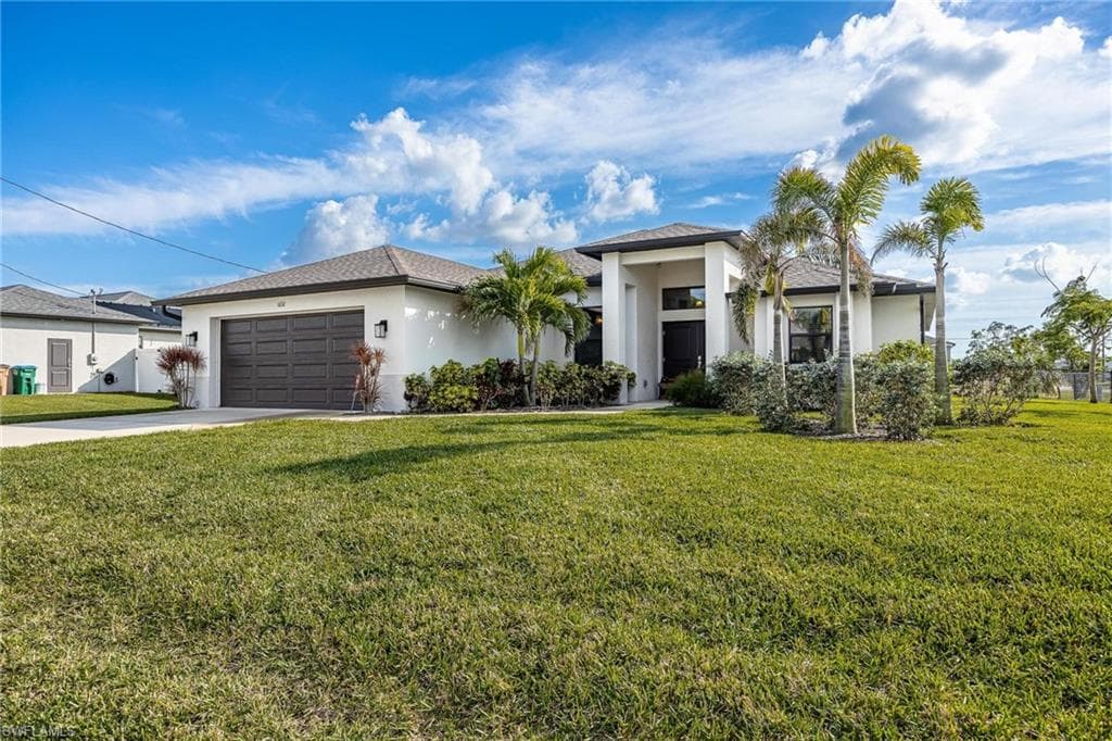 1632 SW 22nd TER CAPE CORAL, FL 33991