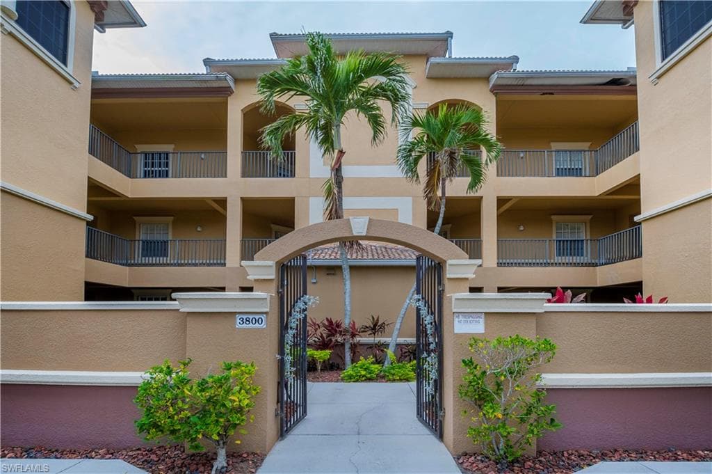 3800 Agualinda BLVD 204 CAPE CORAL, FL 33914
