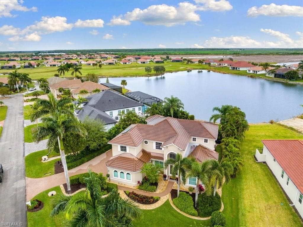 18000 Broadview DR NAPLES, FL 34114