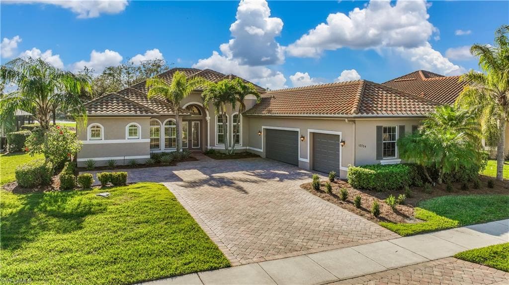 12724 Kingsmill WAY FORT MYERS, FL 33913