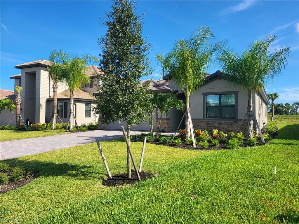 20047 Napa LOOP ESTERO, FL 33928
