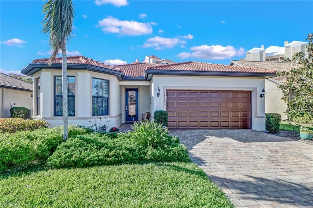 14701 Laguna DR FORT MYERS, FL 33908