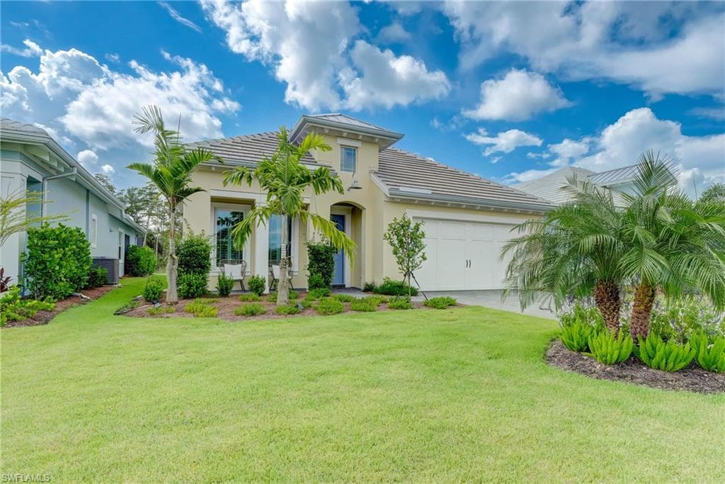 6297 Antigua WAY NAPLES, FL 34113