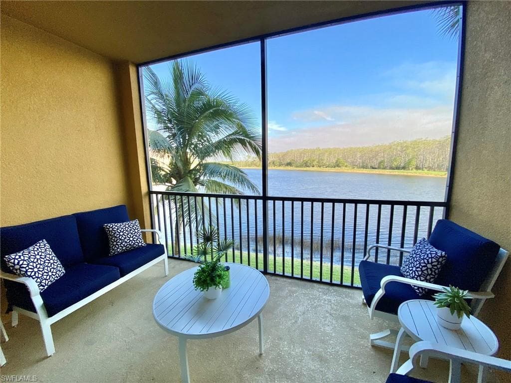 9566 Trevi CT 4924 NAPLES, FL 34113
