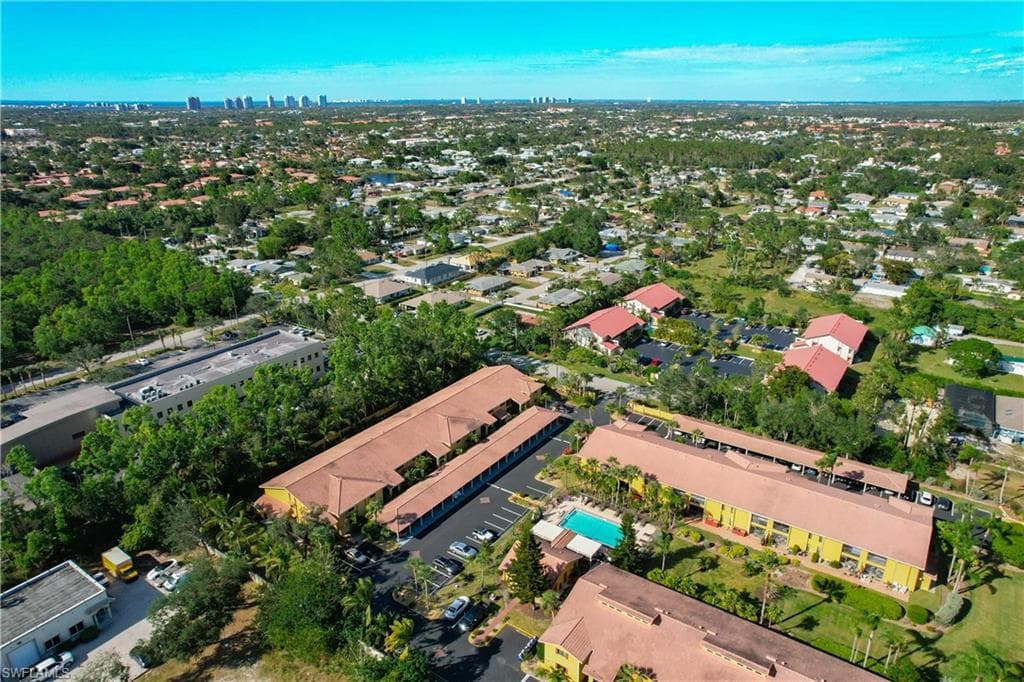 9820 Citadel LN 207 BONITA SPRINGS, FL 34135