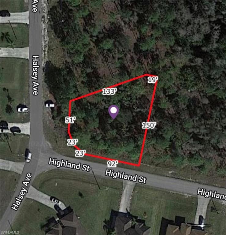 435 Highland ST LEHIGH ACRES, FL 33974