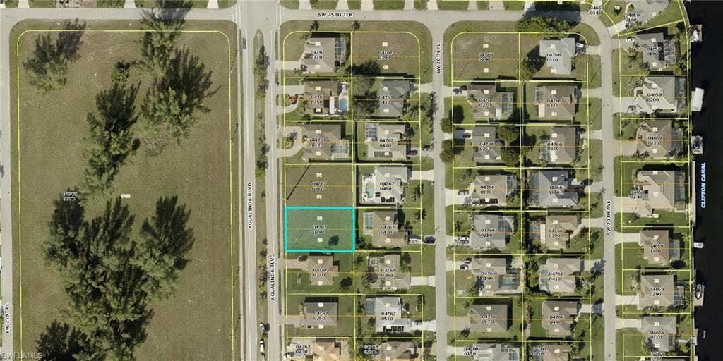 4521 Agualinda BLVD CAPE CORAL, FL 33914
