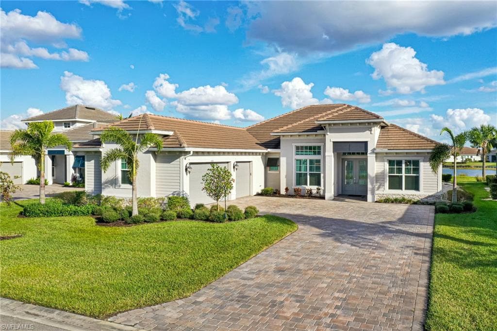 14930 Blue Bay CIR FORT MYERS, FL 33913