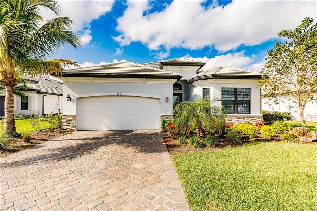 1853 Mustique ST NAPLES, FL 34120