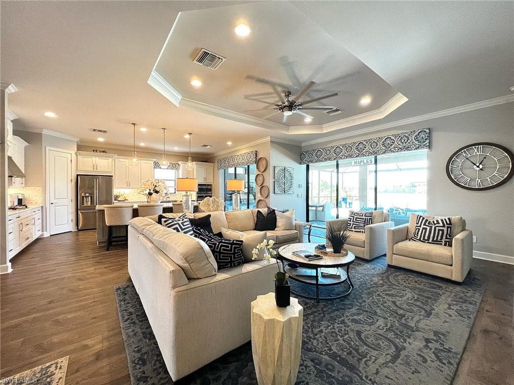 9427 Galliano TER NAPLES, FL 34119