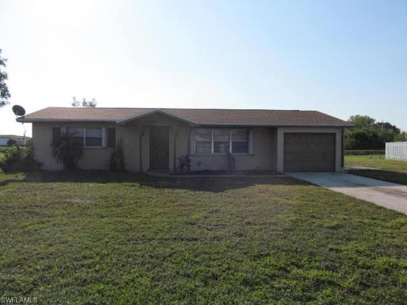 1515 Medford PL LEHIGH ACRES, FL 33936