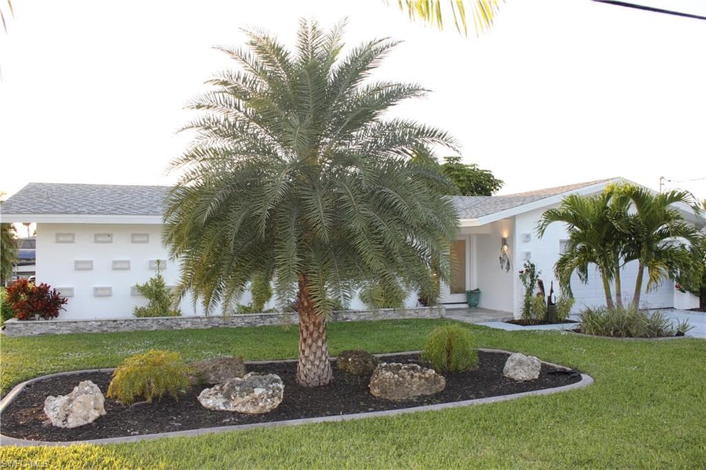 5354 Coral AVE CAPE CORAL, FL 33904
