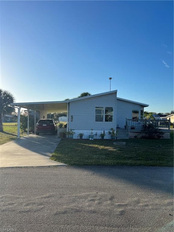 858 Yacht Club WAY NW MOORE HAVEN, FL 33471