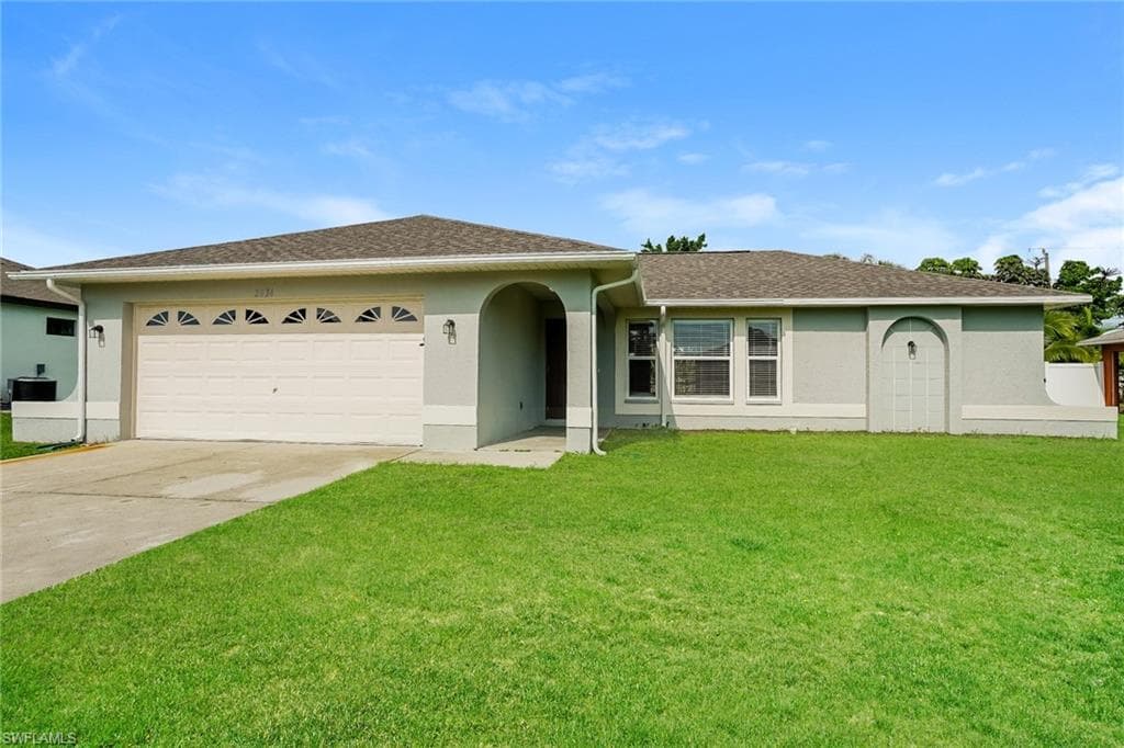 2836 SE 8th PL CAPE CORAL, FL 33904