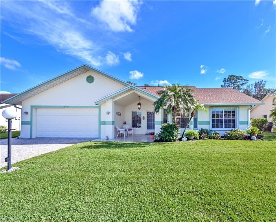 957 Charlemagne BLVD NAPLES, FL 34112