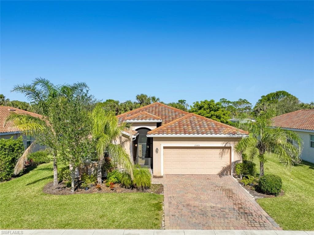 2565 Caslotti WAY N CAPE CORAL, FL 33909