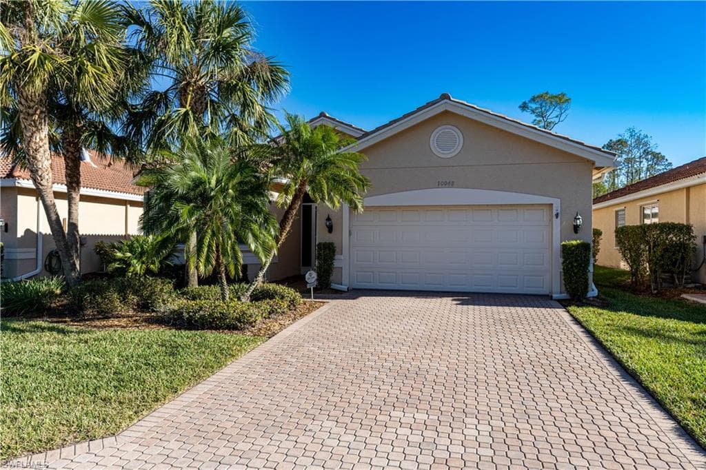 10048 Mimosa Silk DR FORT MYERS, FL 33913
