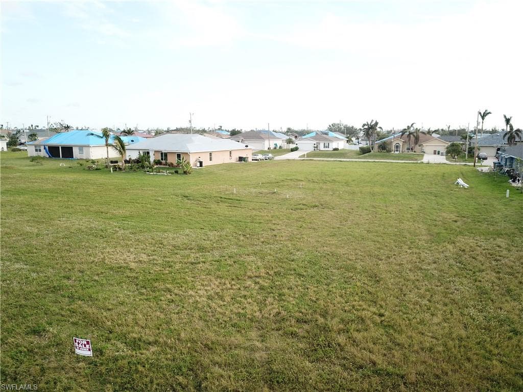 2220 NW 6th ST CAPE CORAL, FL 33993