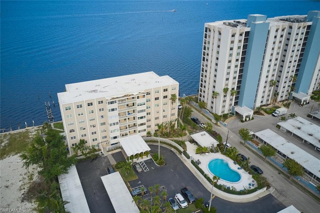 1900 Clifford ST 701 FORT MYERS, FL 33901