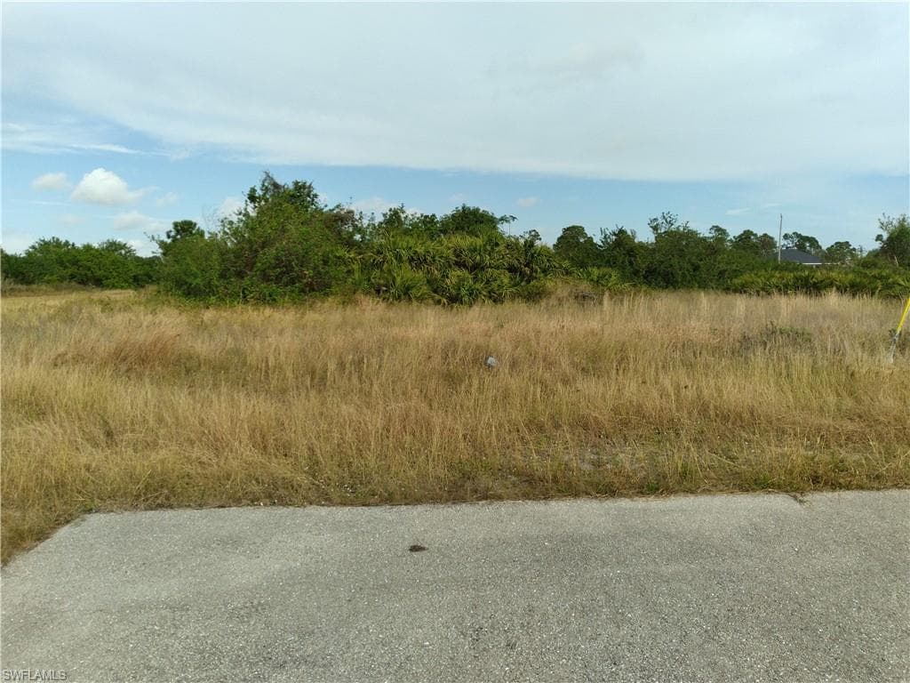 2612 20 ST SW LEHIGH ACRES, FL 33976