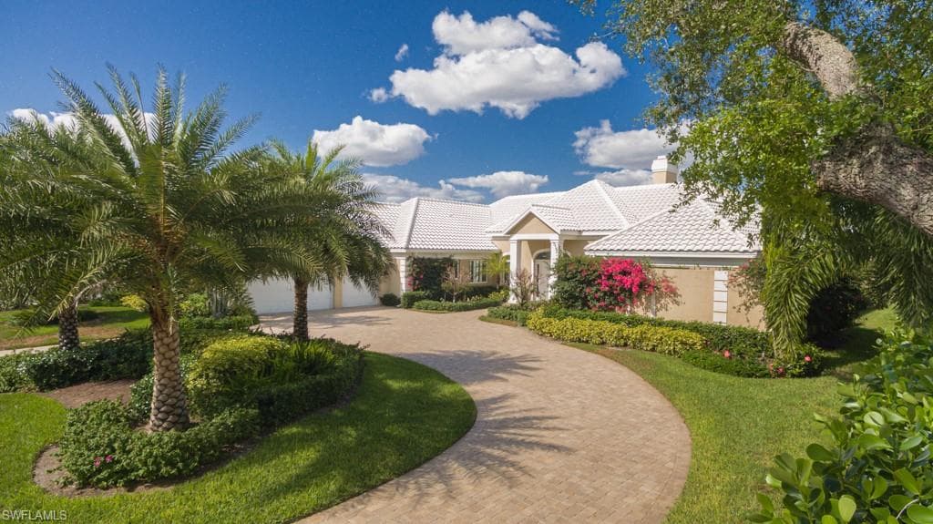6974 Greentree DR NAPLES, FL 34108