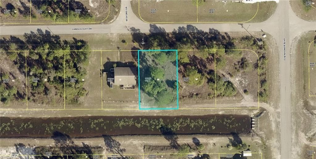 968 Candlelight DR LEHIGH ACRES, FL 33974