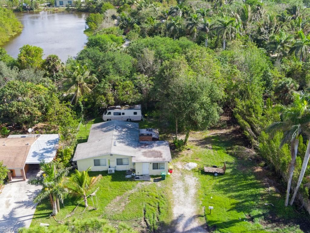 4975 Palmetto CT NAPLES, FL 34112