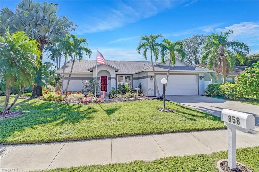 858 Charlemagne BLVD NAPLES, FL 34112