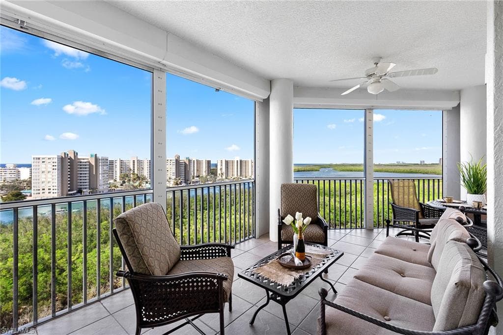 315 Dunes BLVD 906 NAPLES, FL 34110