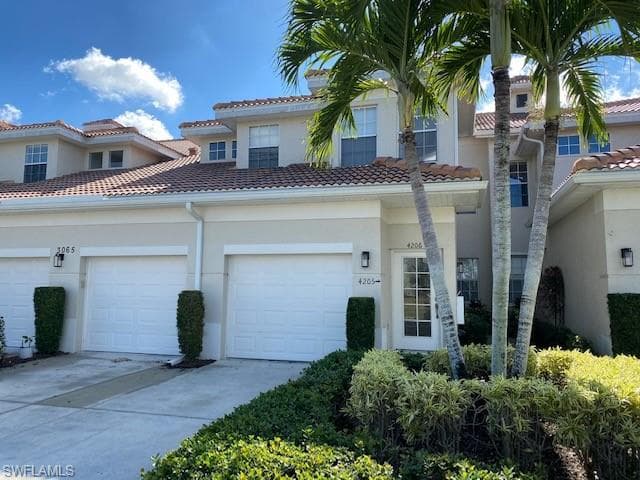 3065 Driftwood WAY 4206 NAPLES, FL 34109