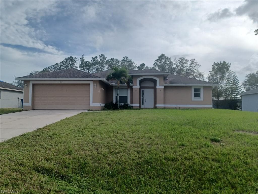 157 Ocean Park DR LEHIGH ACRES, FL 33972