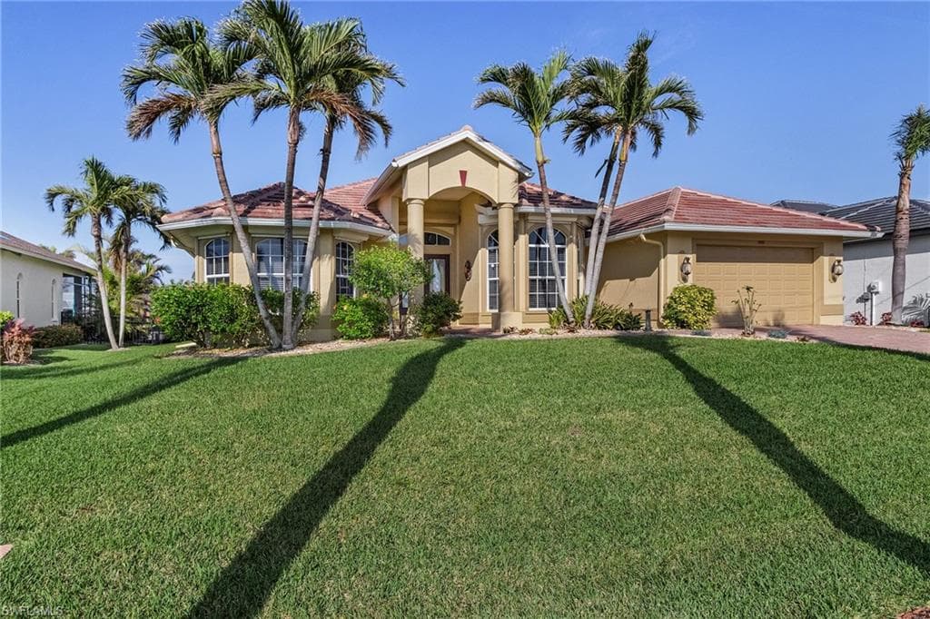 1905 SW 54th ST CAPE CORAL, FL 33914