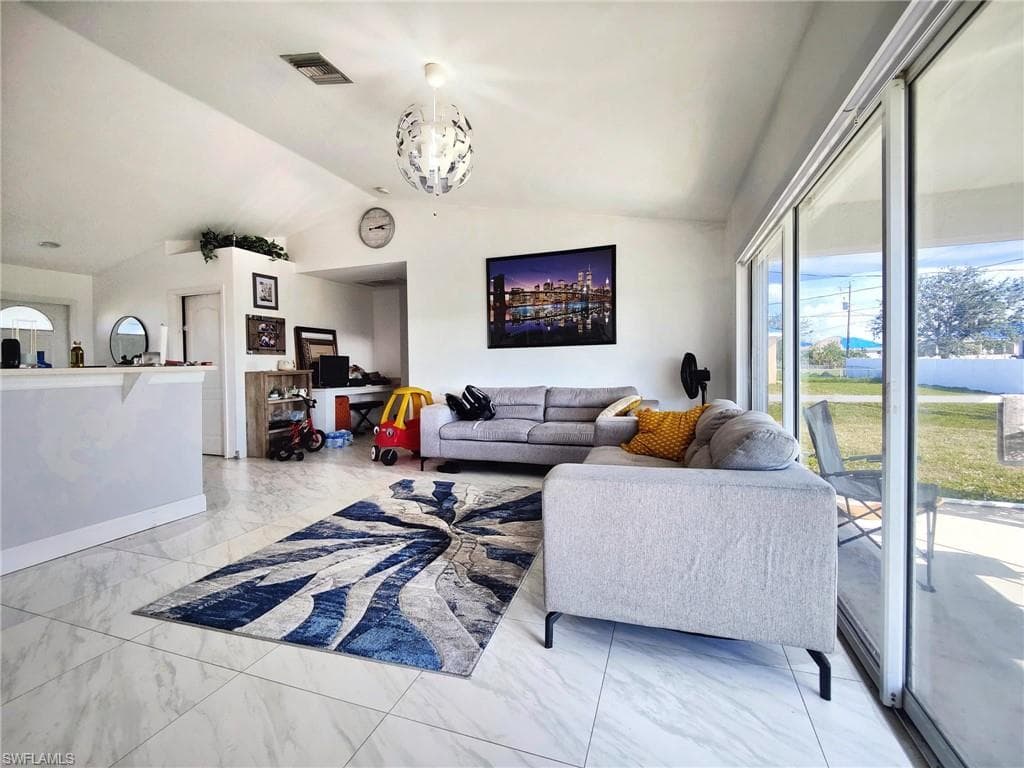 2722 NW 5th TER CAPE CORAL, FL 33993