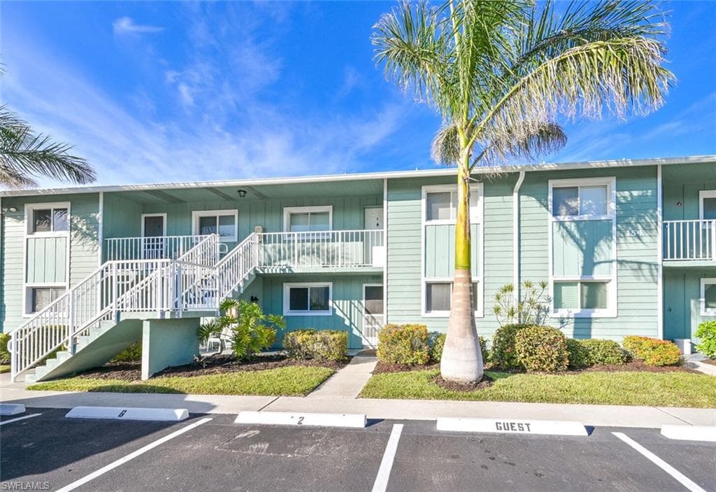 154 Cypress WAY E 1102 NAPLES, FL 34110