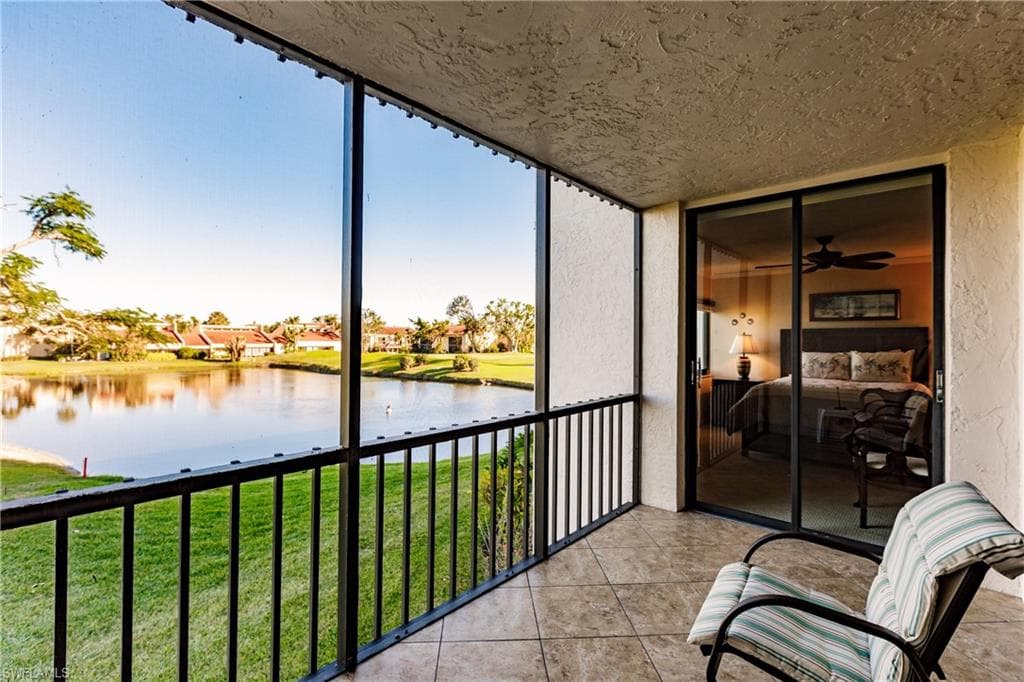 4574 Trawler CT 201 FORT MYERS, FL 33919
